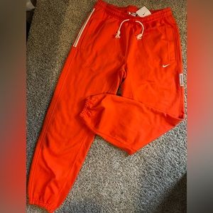Nike NWT standard issue joggers